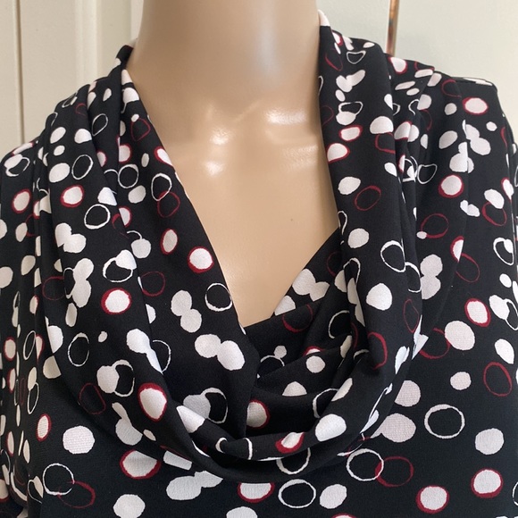 Chico’s Womens Size 2 (L) Black Blouse With Droopy Neckline. Polka Dots - Picture 7 of 12